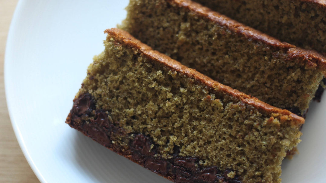 How to Make Matcha Chocolate Chip Cake