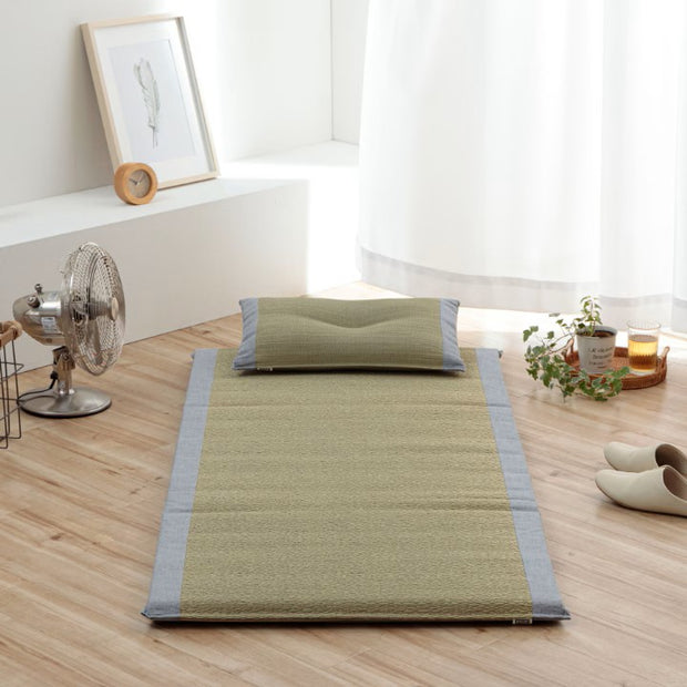 Tatami Sleeping Mat and Pillow Set