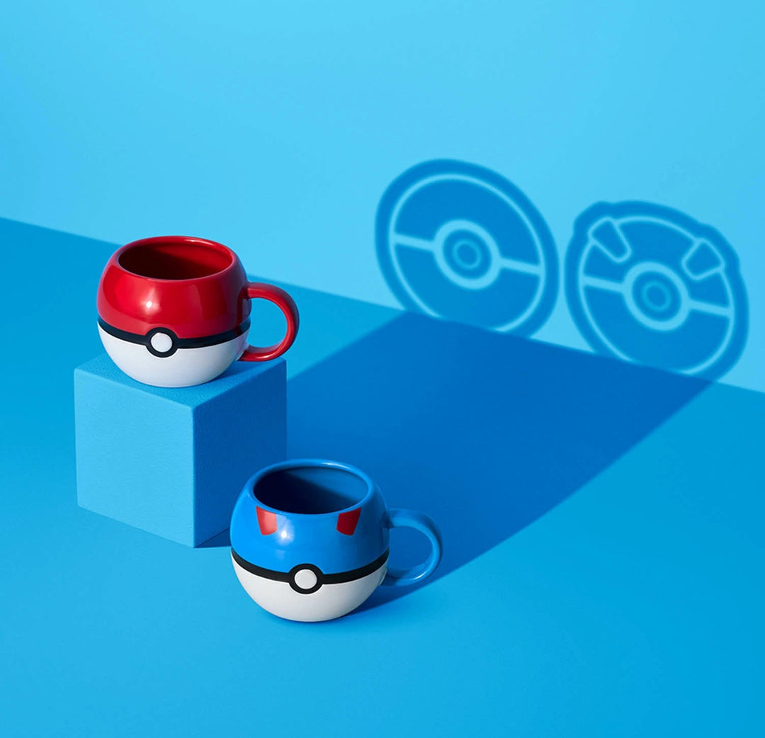 Pokémon Le Creuset Super Ball Mug: Blue