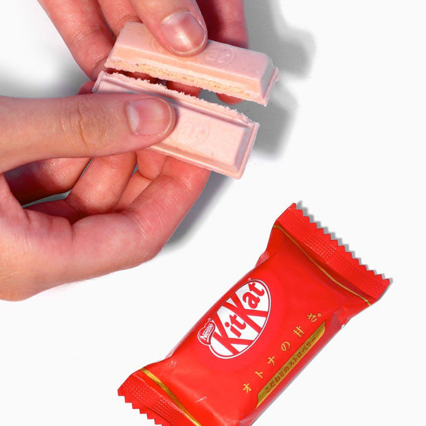 Market - Japanese Kit Kat: Strawberry Otona No Amasa (12 Pieces)